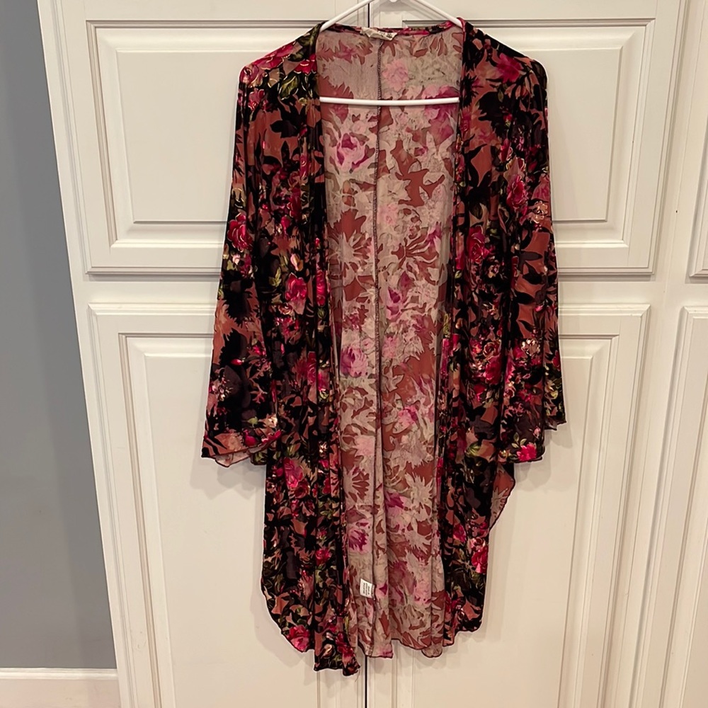 Velvet burnout kimono by Joyfolie m/l